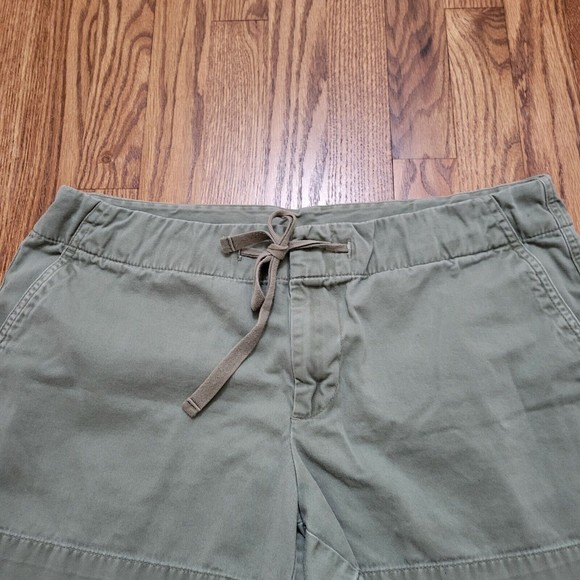 GAP Womens Green Pull On Drawstring Casual Shorts Size 14 Inseam 4" - Picture 3 of 6